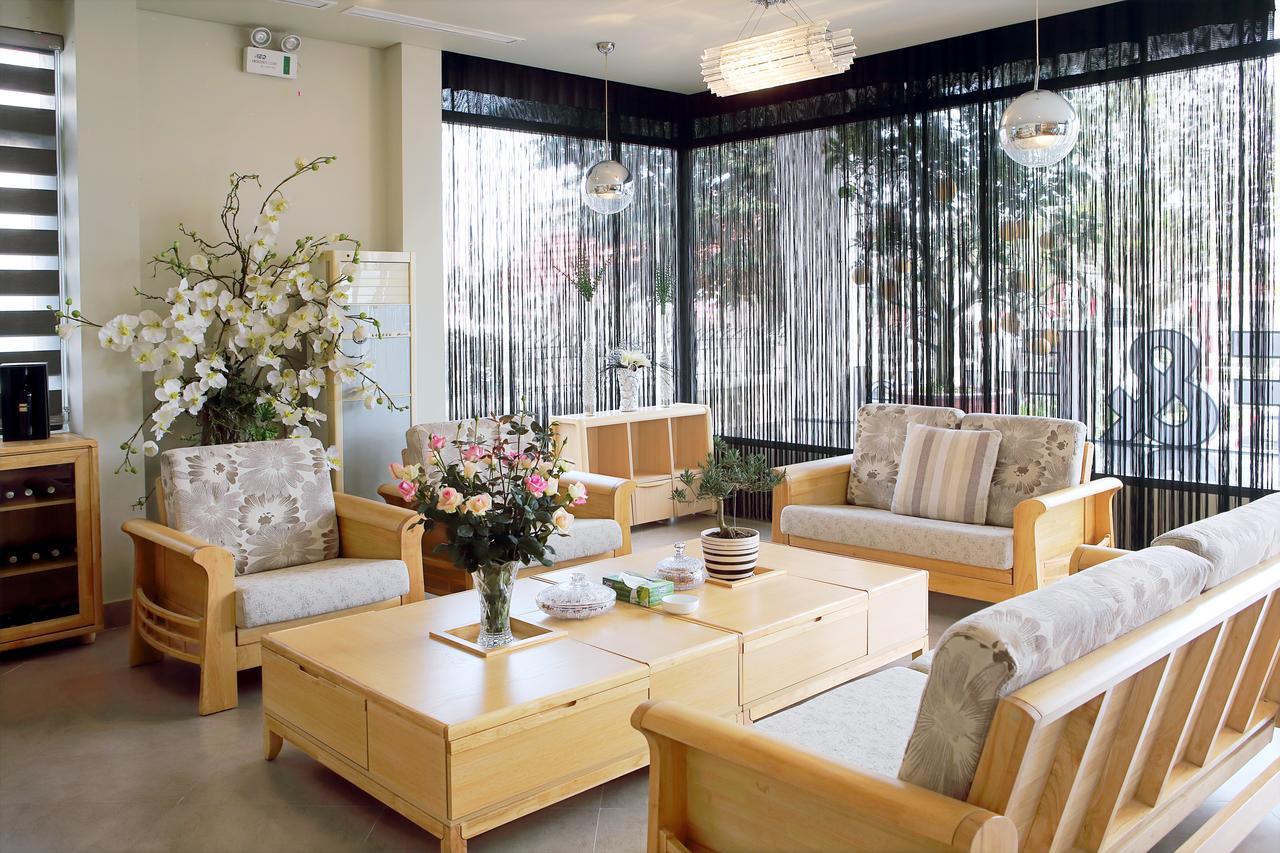 F & F Hotel Hai Phong Bagian luar foto
