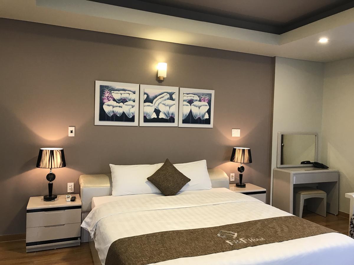 F & F Hotel Hai Phong Bagian luar foto